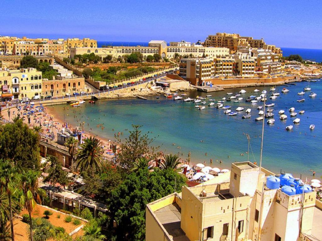 Splendid 2Br Apartment, Steps To St Georges Bay San Ġiljan Extérieur photo