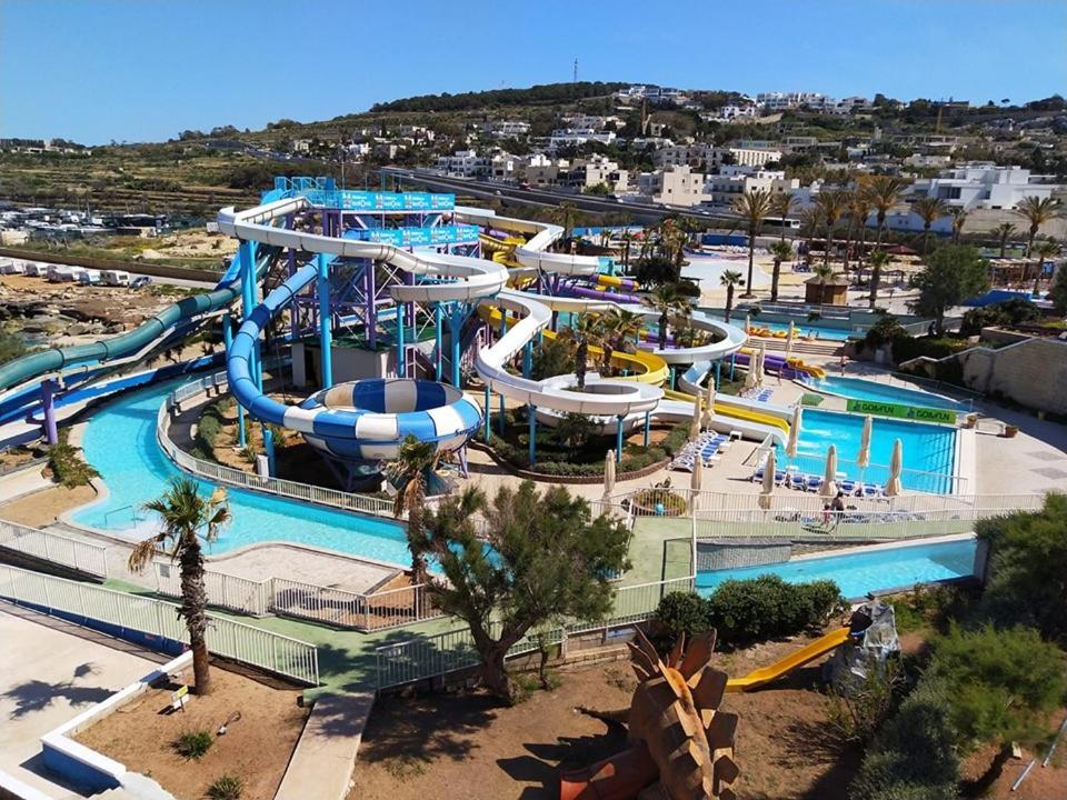 Splendid 2Br Apartment, Steps To St Georges Bay San Ġiljan Extérieur photo